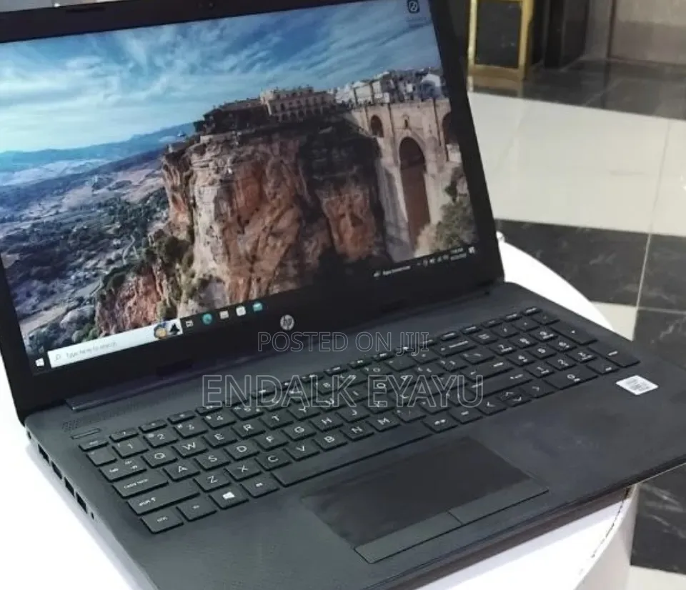 New Laptop HP Stream Notebook 8GB Intel Core i7 HDD 1T