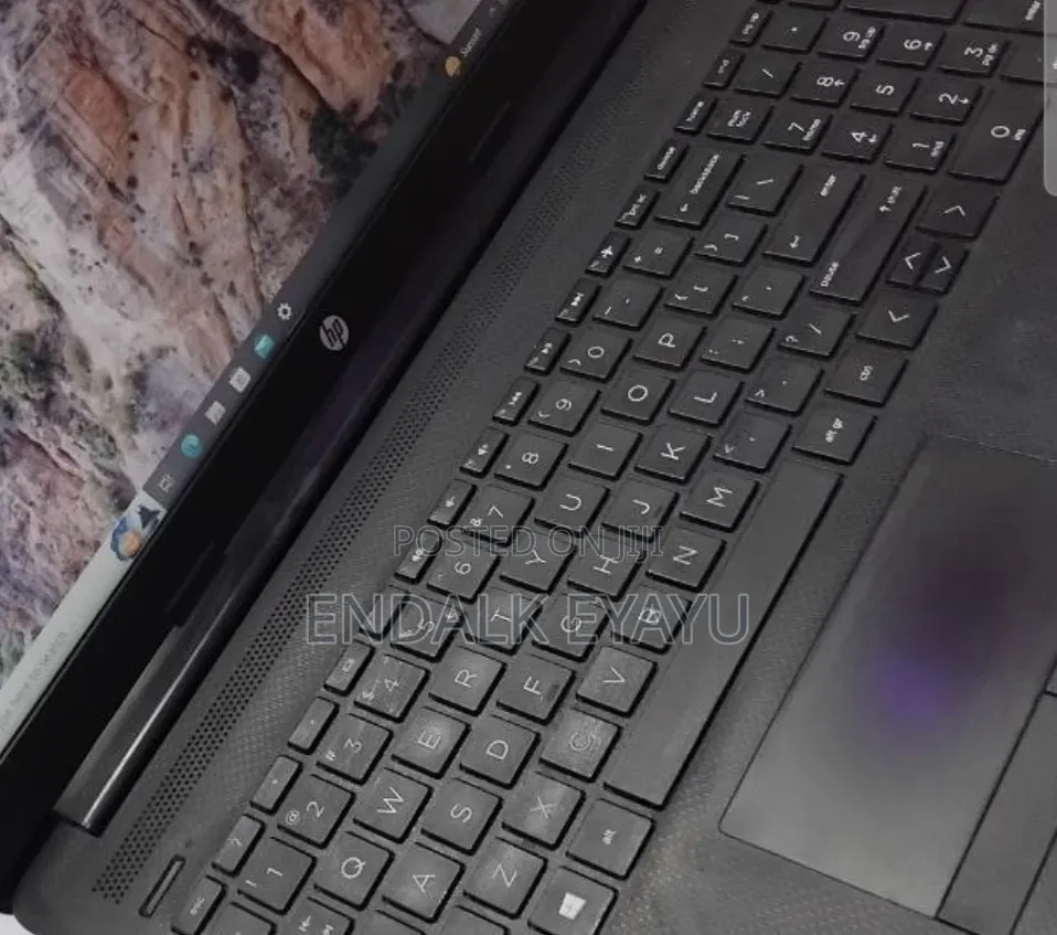 New Laptop HP Stream Notebook 8GB Intel Core i7 HDD 1T