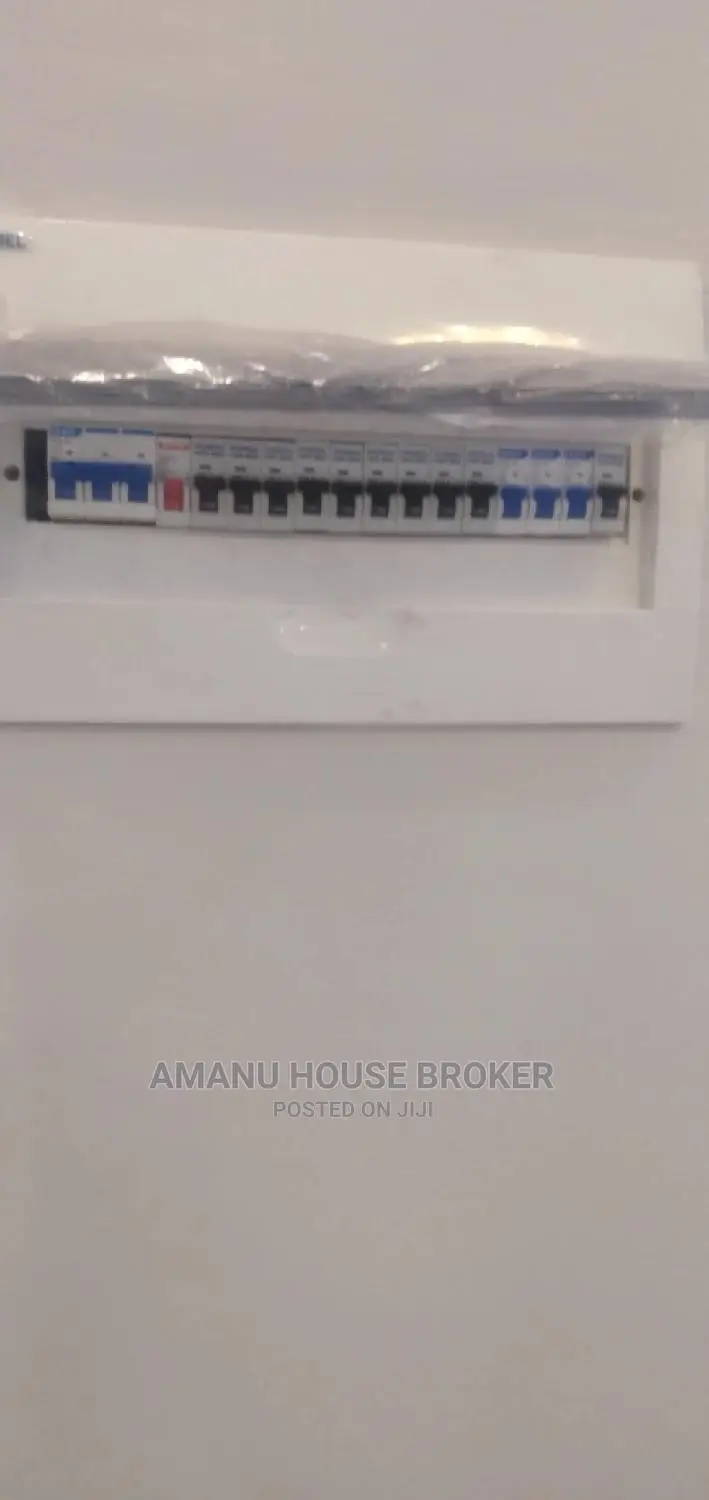 3bdrm Apartment in Addis Abeba Urgent, Yeka for Rent