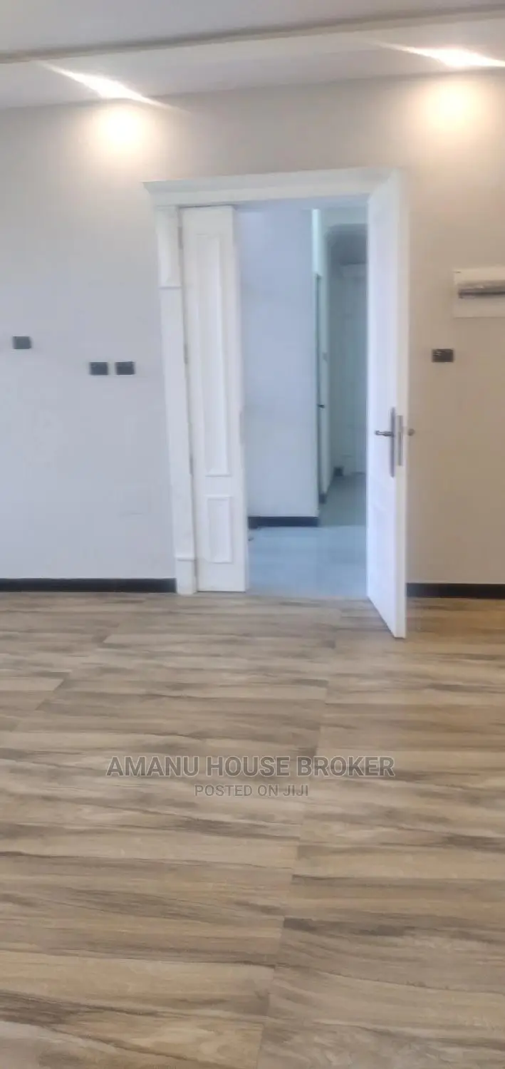 3bdrm Apartment in Addis Abeba Urgent, Yeka for Rent