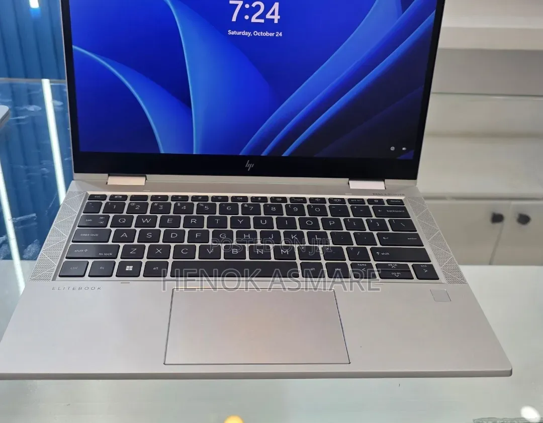 New Laptop HP EliteBook 830 G8 16GB Intel Core i7 SSD 512GB