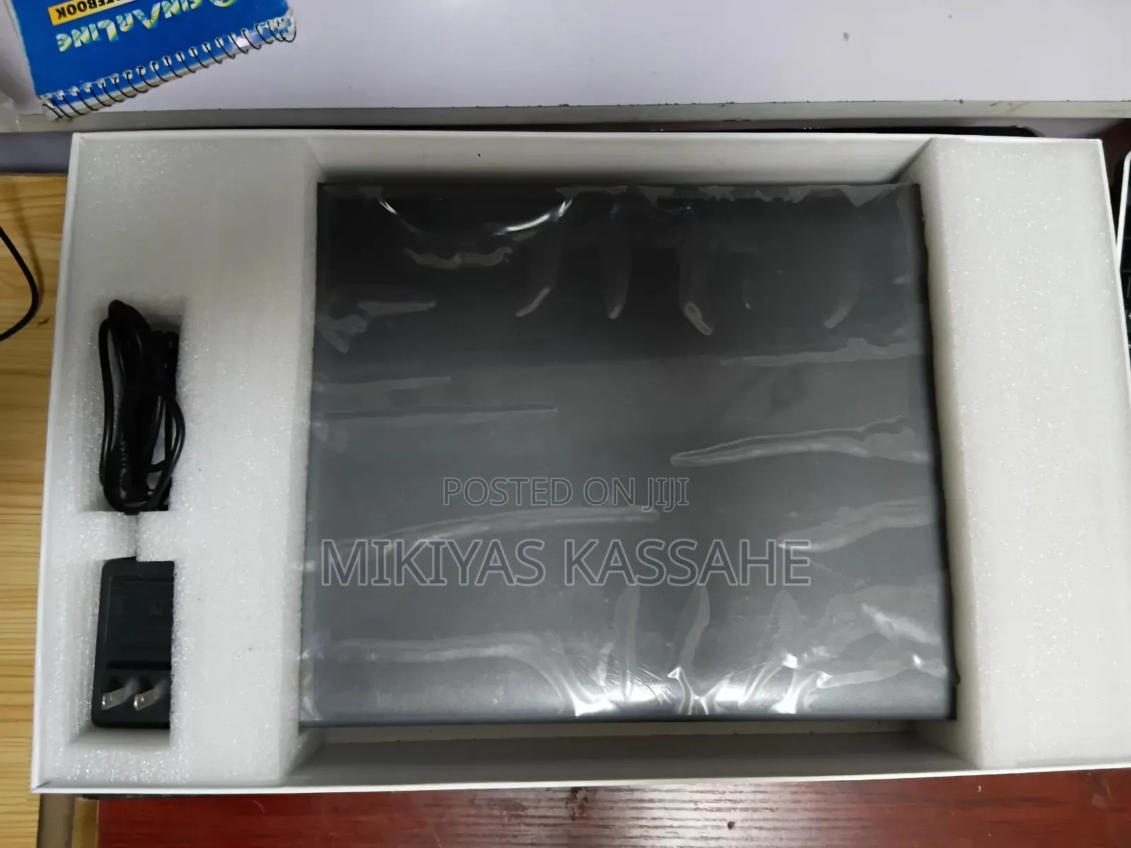 New Laptop 12GB Intel Core i5 SSD 512GB