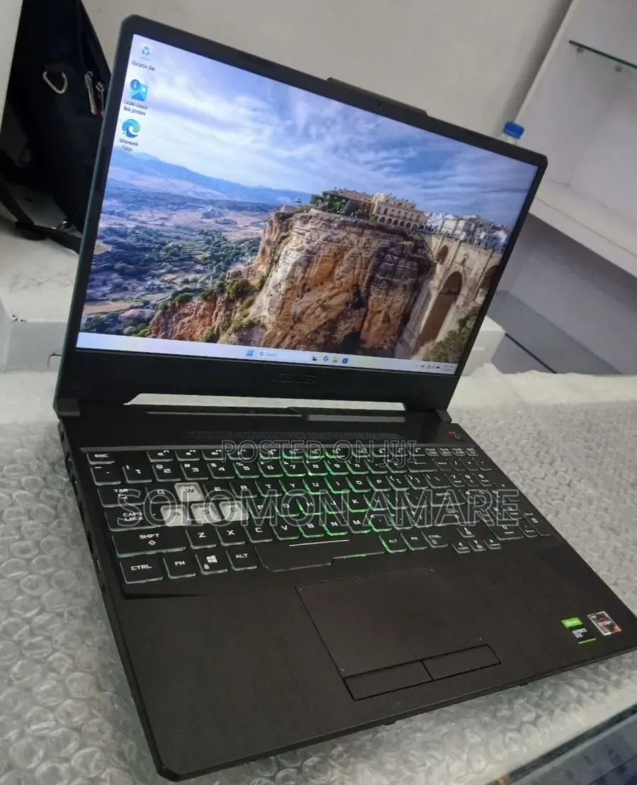 New Laptop 16GB SSD 512GB