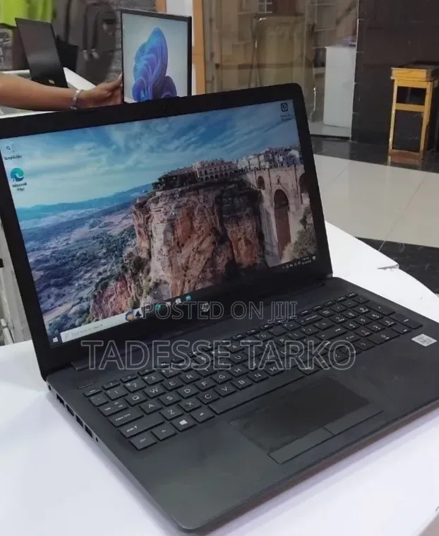 New Laptop HP Stream Notebook 8GB Intel Core i7 HDD 1T