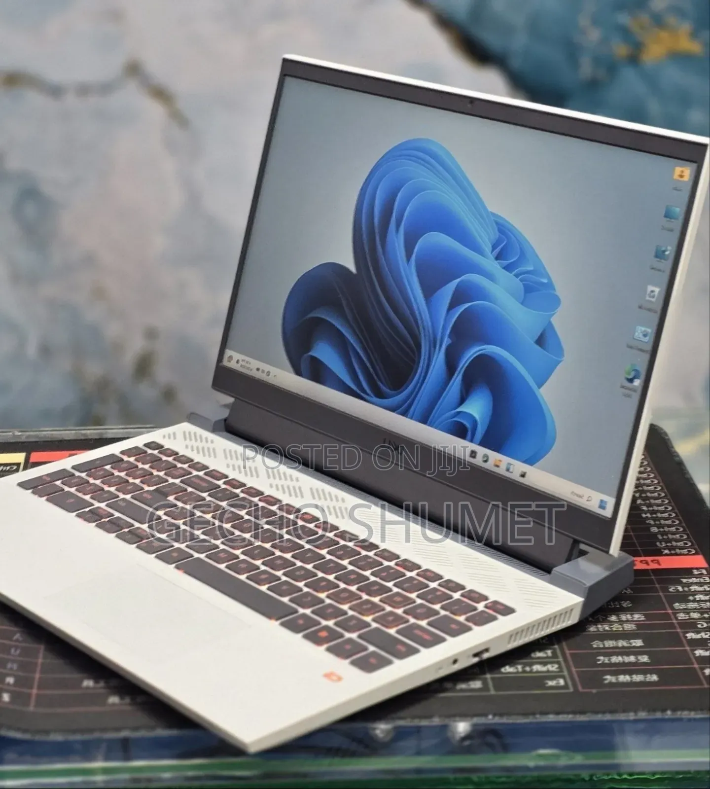 New Laptop Dell G15 5510 16GB AMD Ryzen 7 SSD 512GB