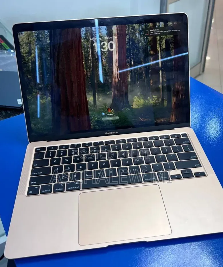 New Laptop Apple MacBook Air 2020 M1 8GB Apple M1 SSD 256GB