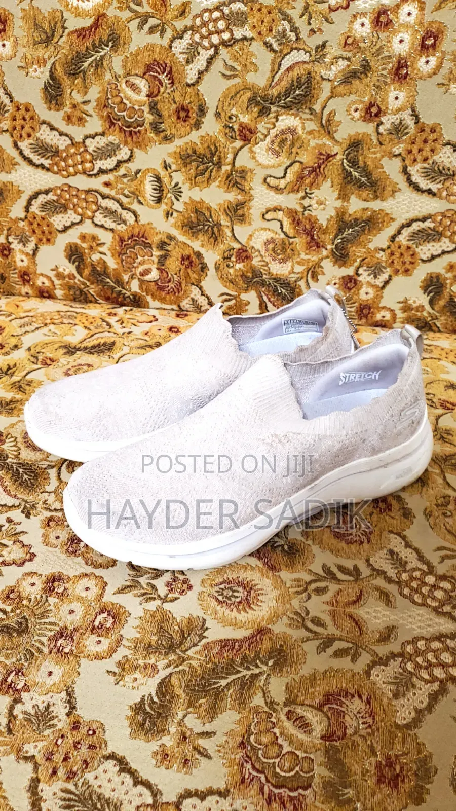 SKECHERS ArchFit Shoe
