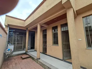 Furnished 4bdrm House in ቪላ ቤት, Yeka for sale