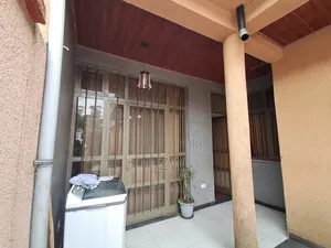 Furnished 4bdrm House in ቪላ ቤት, Yeka for sale