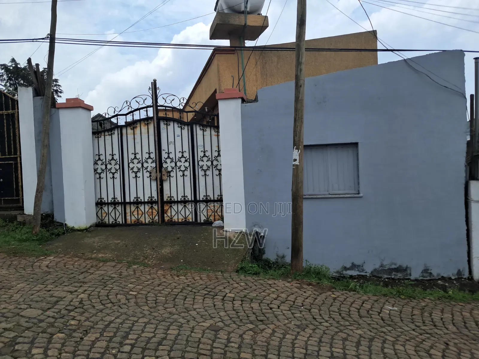 Furnished 4bdrm House in ቪላ ቤት, Yeka for sale