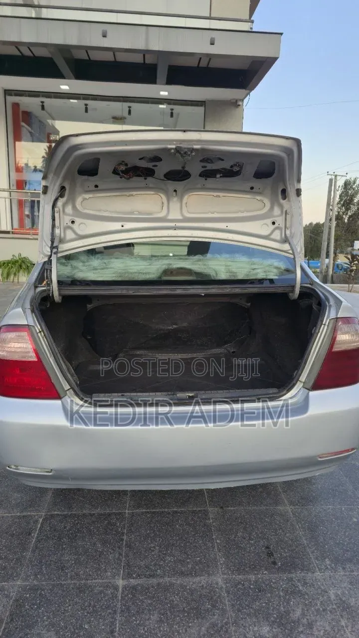 Toyota Corolla 2005 Silver