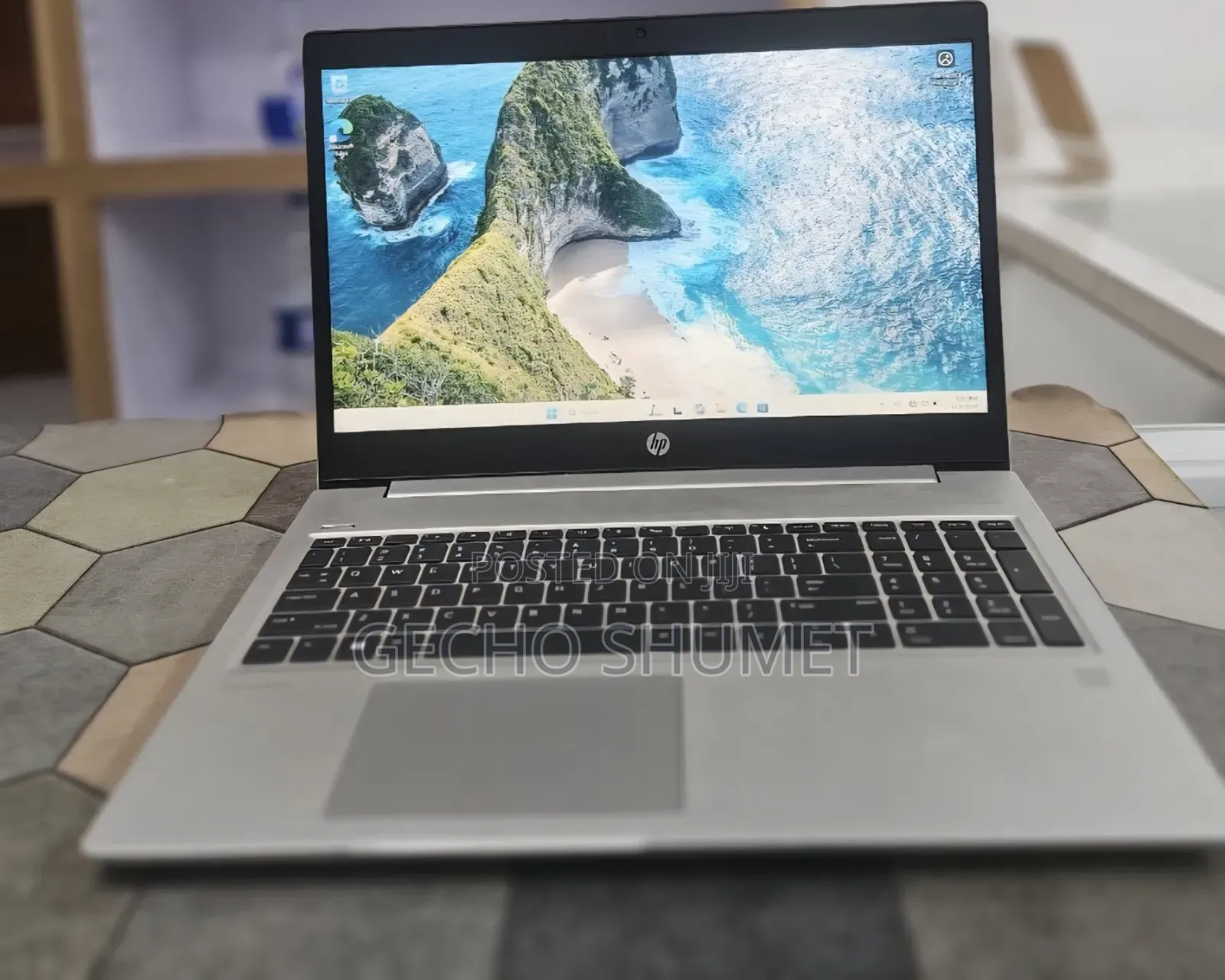 New Laptop HP ProBook 440 G9 16GB AMD Ryzen 5 SSD 500GB