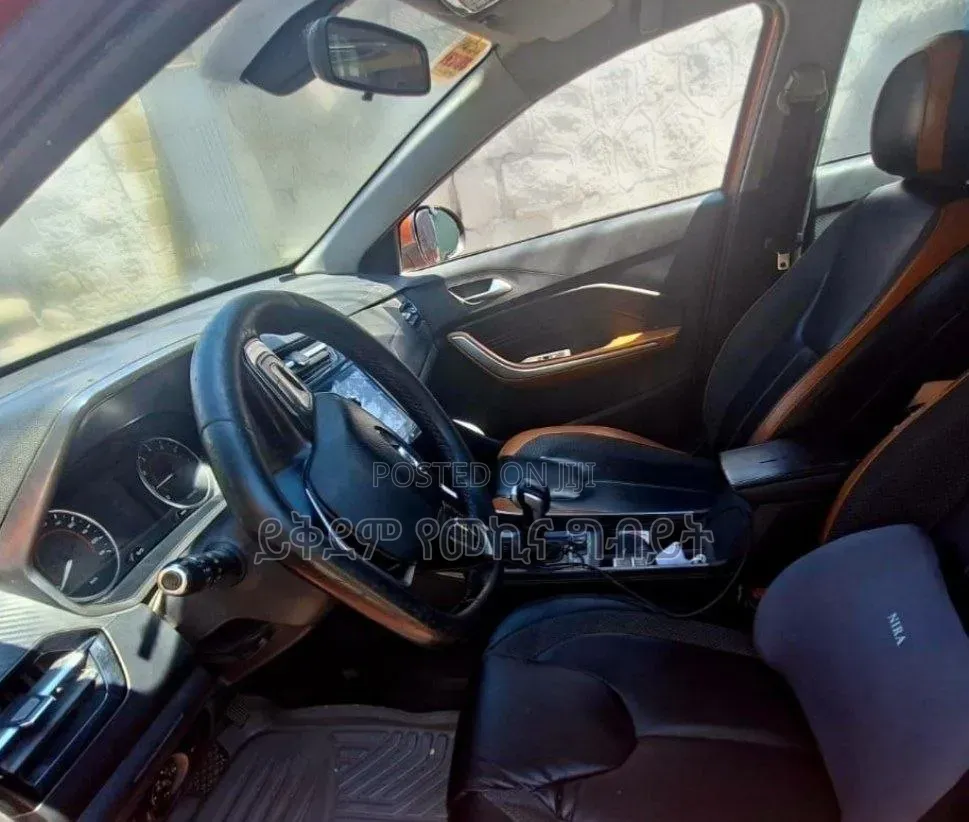 Chery Tiggo 2 2022 Burgundy