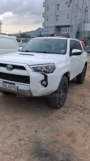 Toyota 4-Runner 2019 White