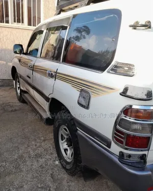 Toyota Land Cruiser 2007 Purple