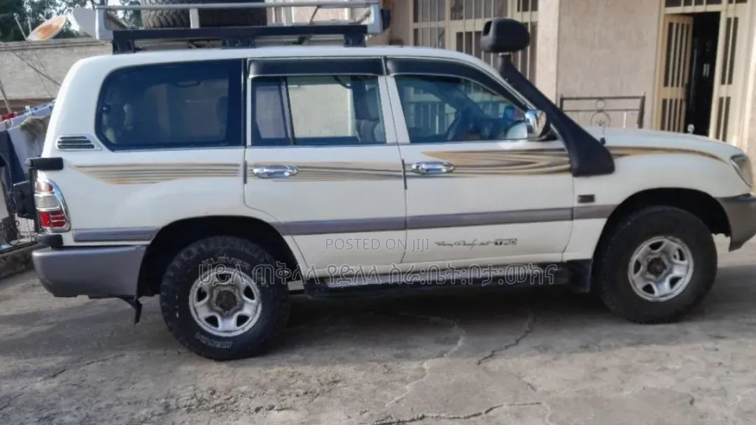 Toyota Land Cruiser 2007 Purple