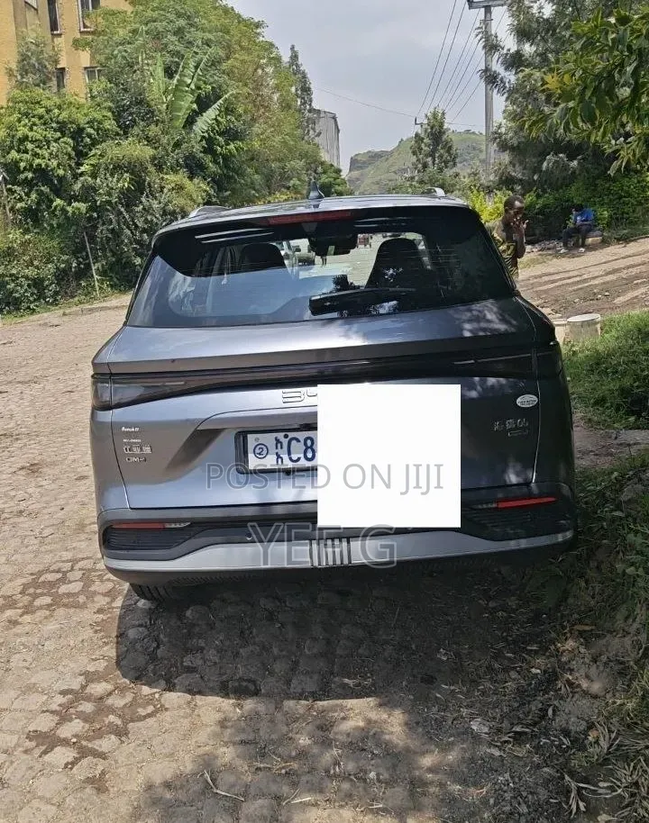BYD Seal 05 DM-i 2025