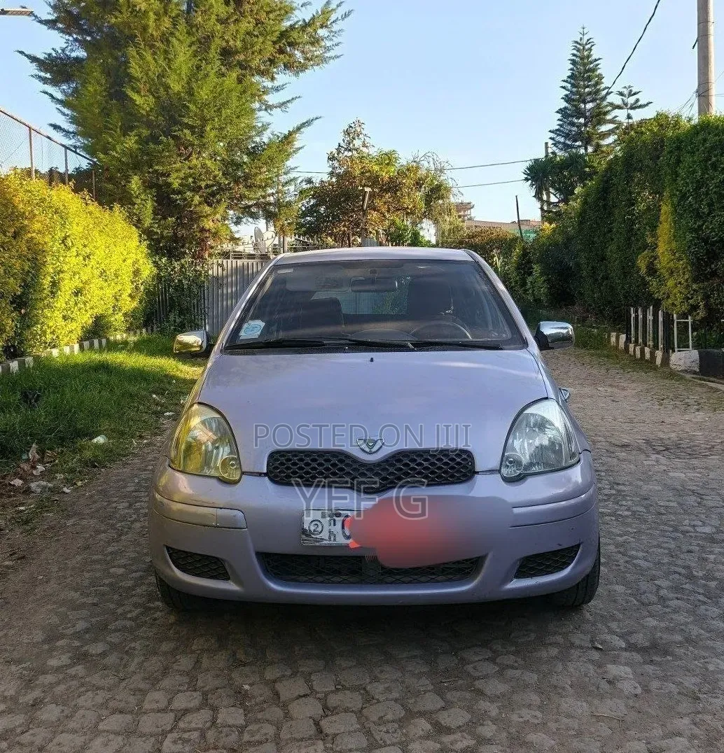 Toyota Vitz 2004