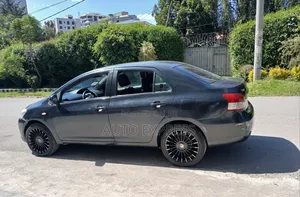 Toyota Yaris 2008 Black
