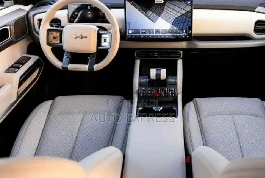 New BYD Leopard 3 2025 Silver