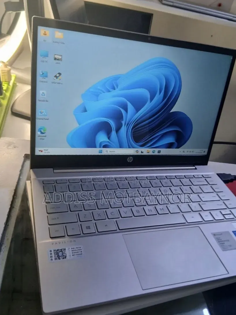 New Laptop HP Pavilion 14 16GB Intel Core i5 SSD 512GB