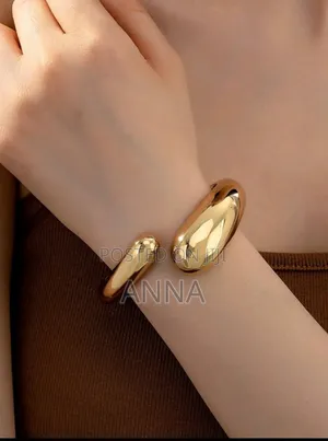 Alloy Teardrop Bracelet