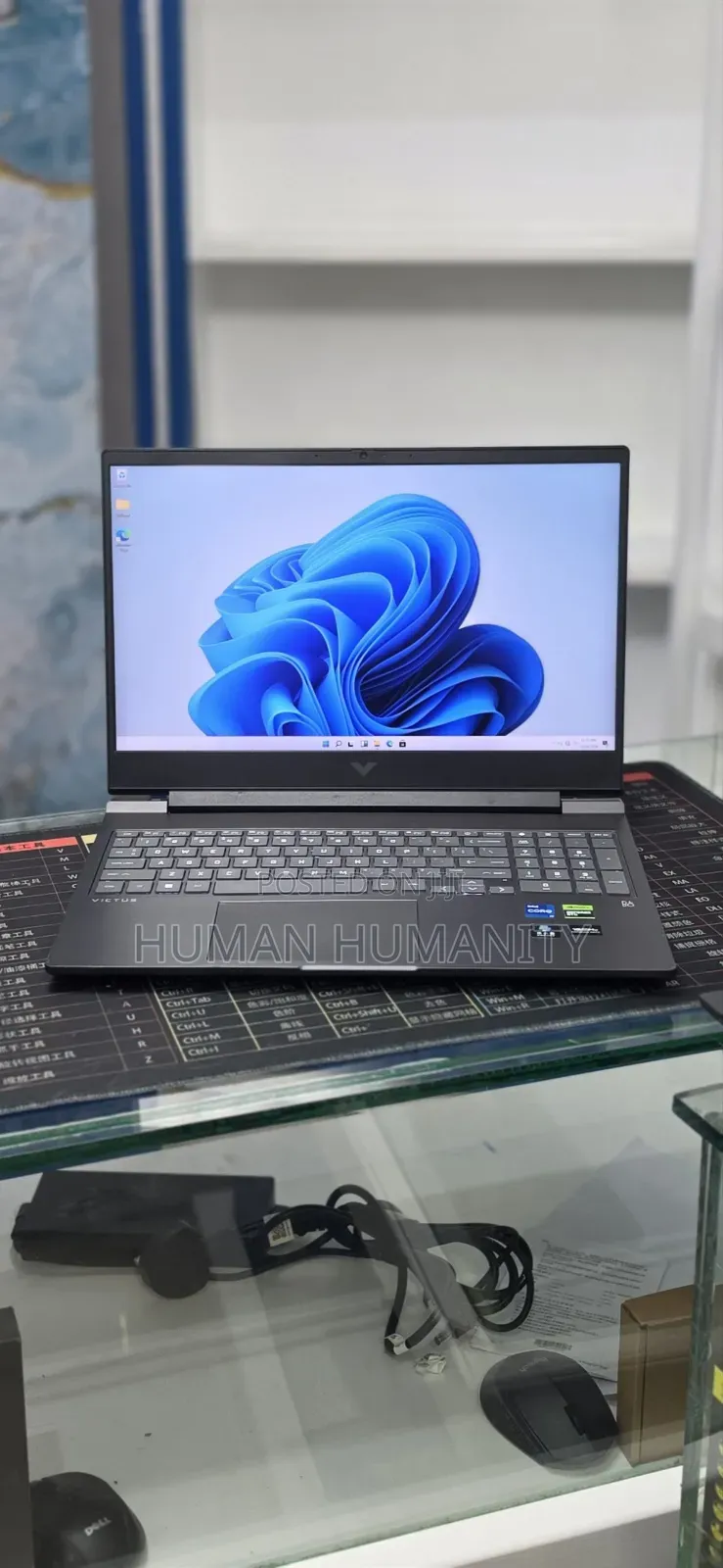New Laptop HP Victus 15 16GB Intel Core i7 SSD 1T