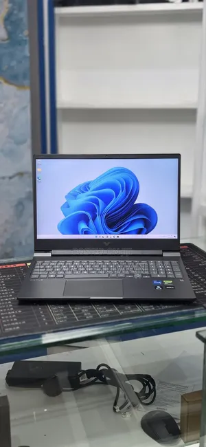New Laptop HP Victus 15 16GB Intel Core i7 SSD 1T