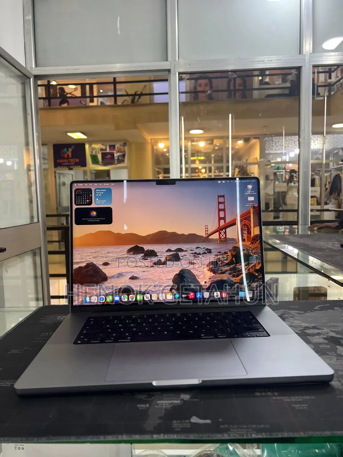 New Laptop Apple MacBook Pro 2021 M1 16GB Apple M1 Pro SSD 512GB