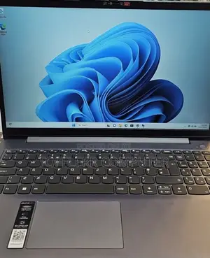 New Laptop Lenovo IdeaPad 1 16GB Intel Core i5 SSD 512GB