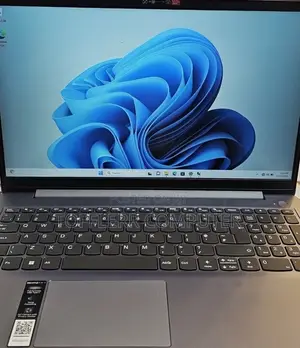 New Laptop Lenovo IdeaPad 1 16GB Intel Core i5 SSD 512GB