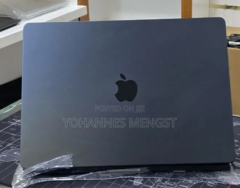 New Laptop Apple MacBook Air 2026 M5 16GB Apple M5 SSD 512GB