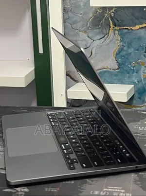 New Laptop Apple MacBook Air 2020 M1 16GB Apple M1 Pro SSD 512GB