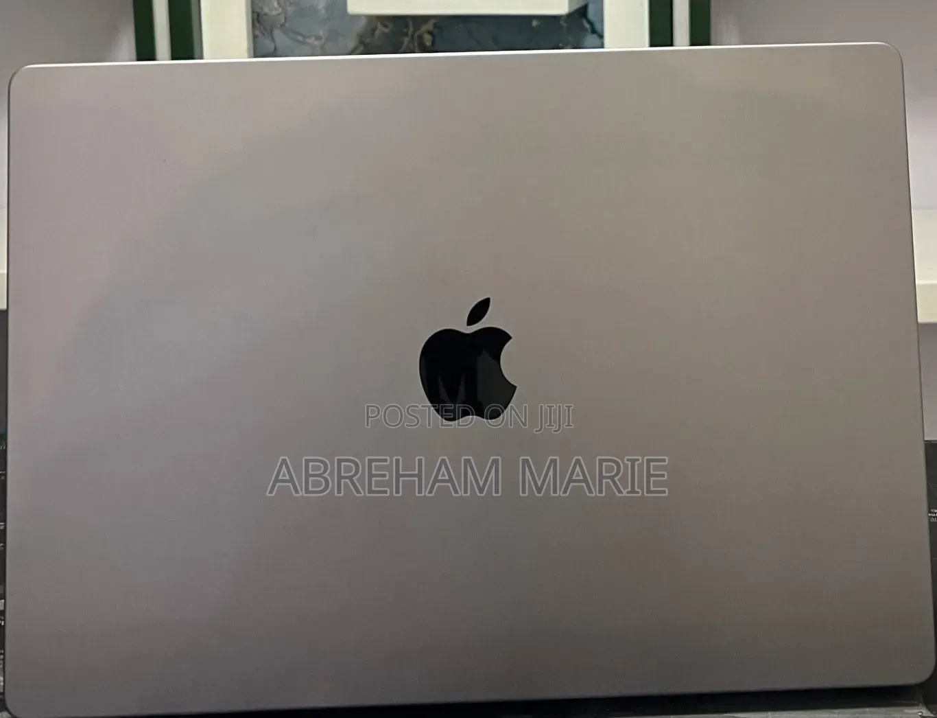 New Laptop Apple MacBook Pro 2021 M1 16GB Apple M1 Pro SSD 512GB