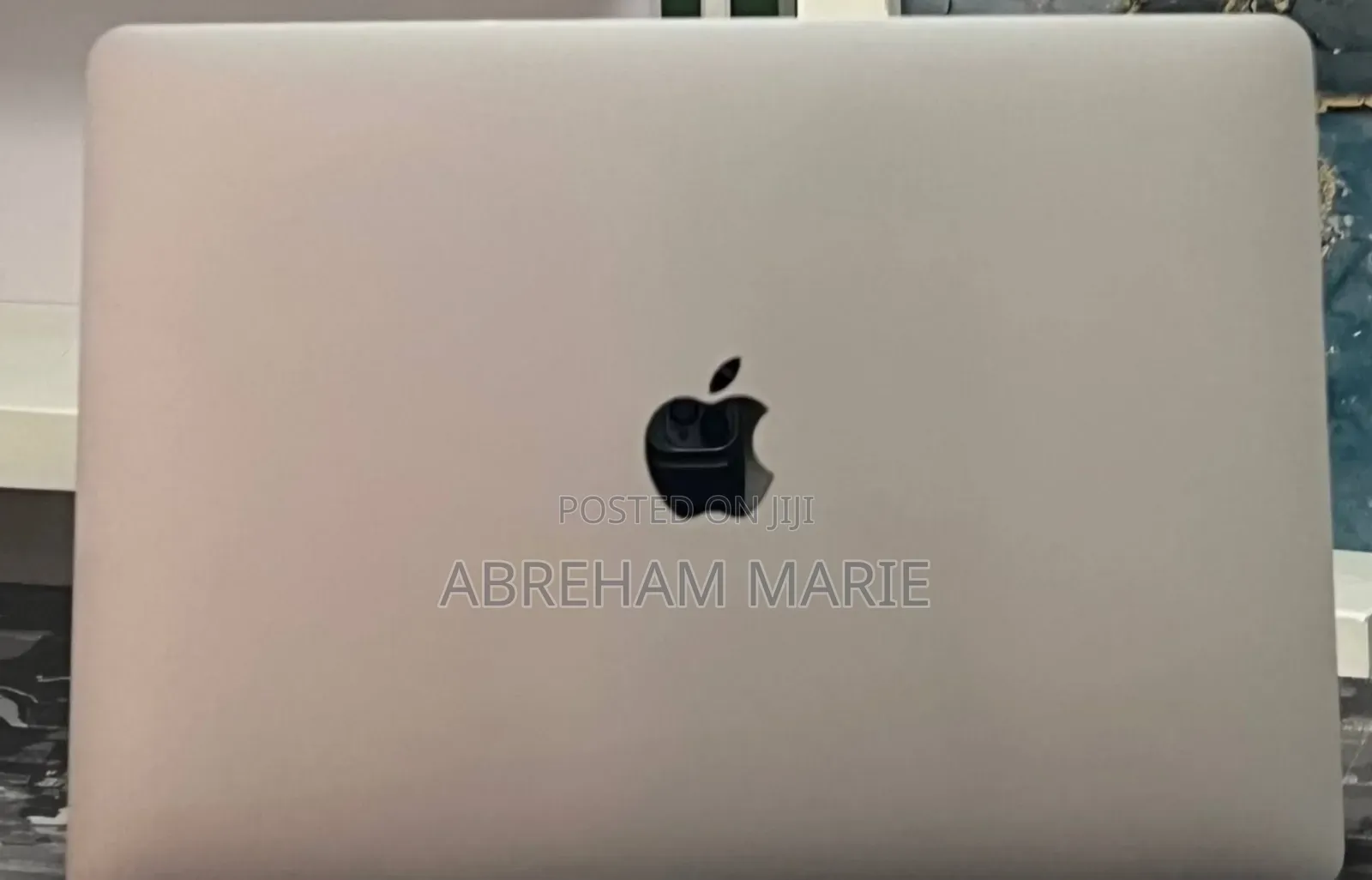 New Laptop Apple MacBook Pro 2020 M1 8GB Apple M1 Pro SSD 512GB