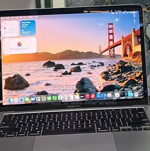 New Laptop Apple MacBook Pro 2020 M1 8GB Apple M1 Pro SSD 512GB
