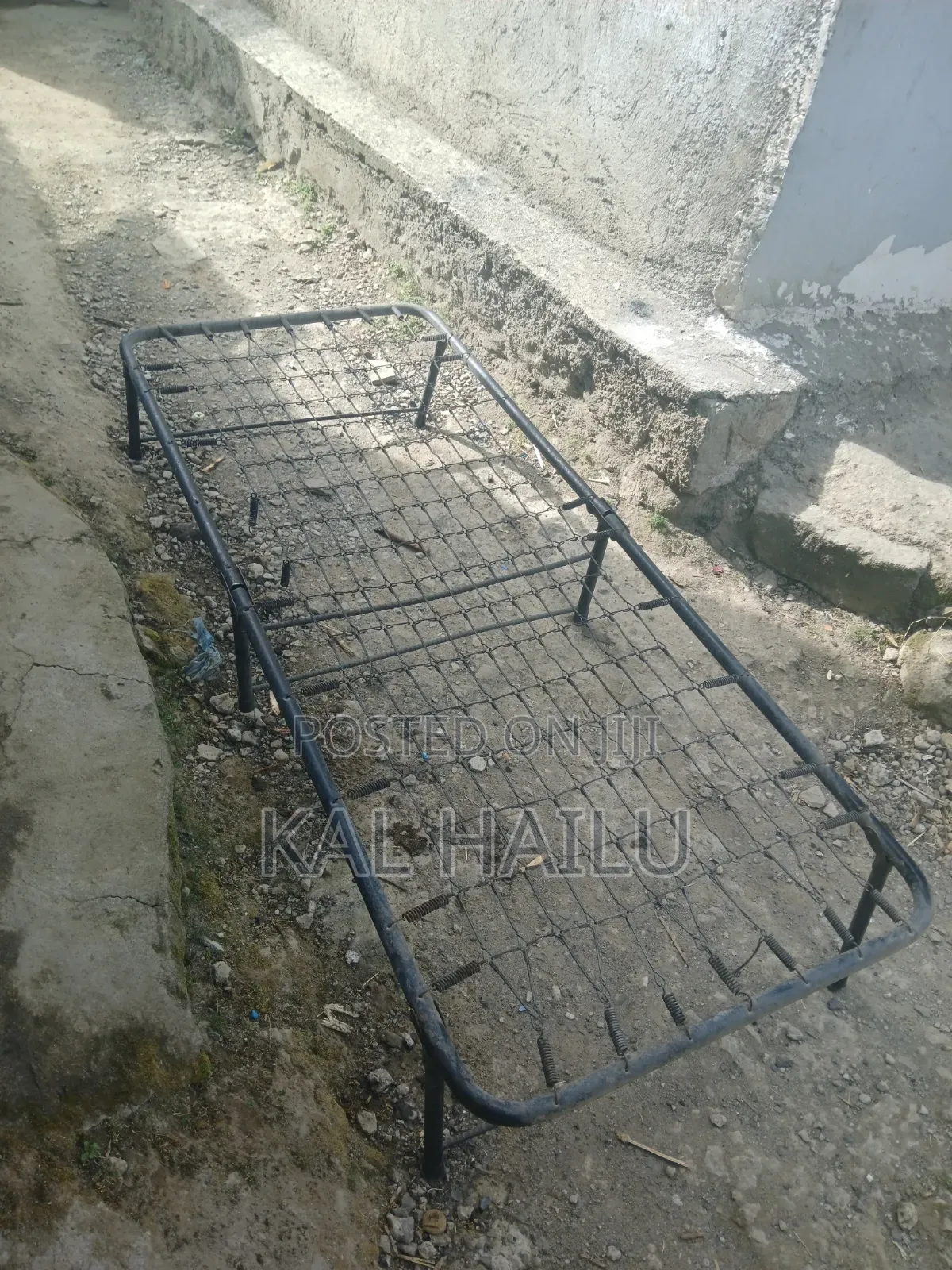 ታጣፊ አልጋ/ Foldable Bed