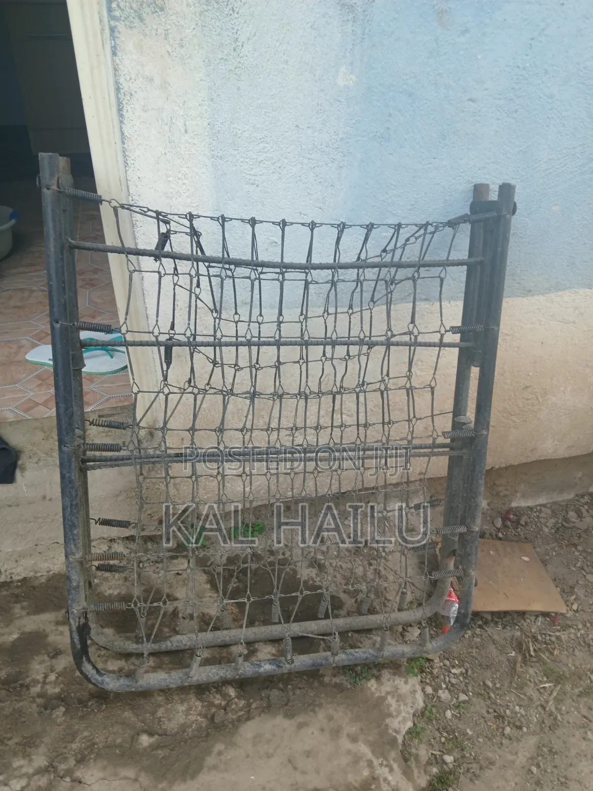ታጣፊ አልጋ/ Foldable Bed