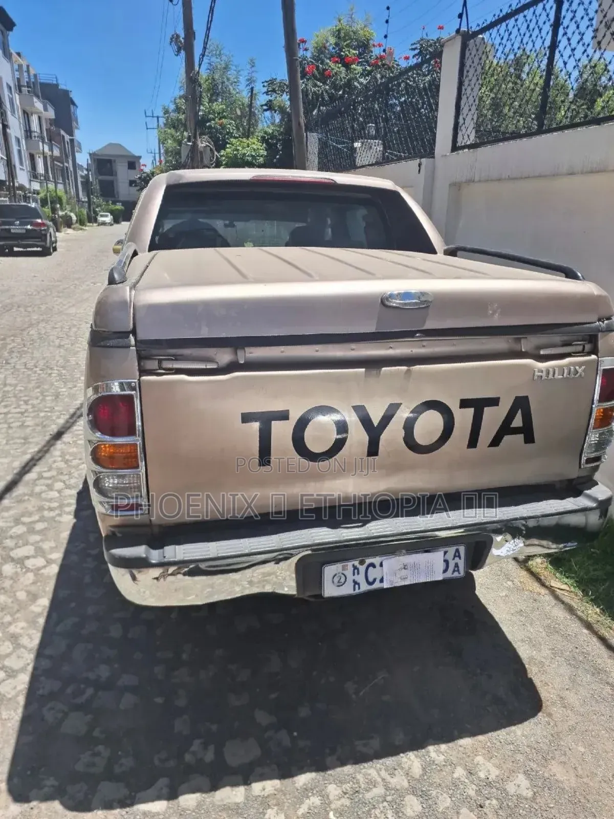 Toyota Hilux 2010 Beige