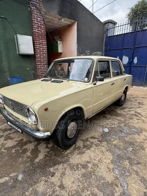 Lada 1200 1987 Off white