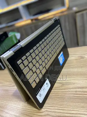 Laptop HP Pavilion x360 8GB Intel Core i5 HDD 1T