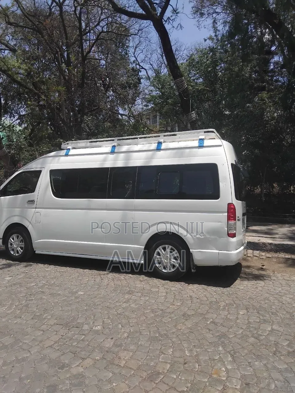 Toyota HiAce 2020 White