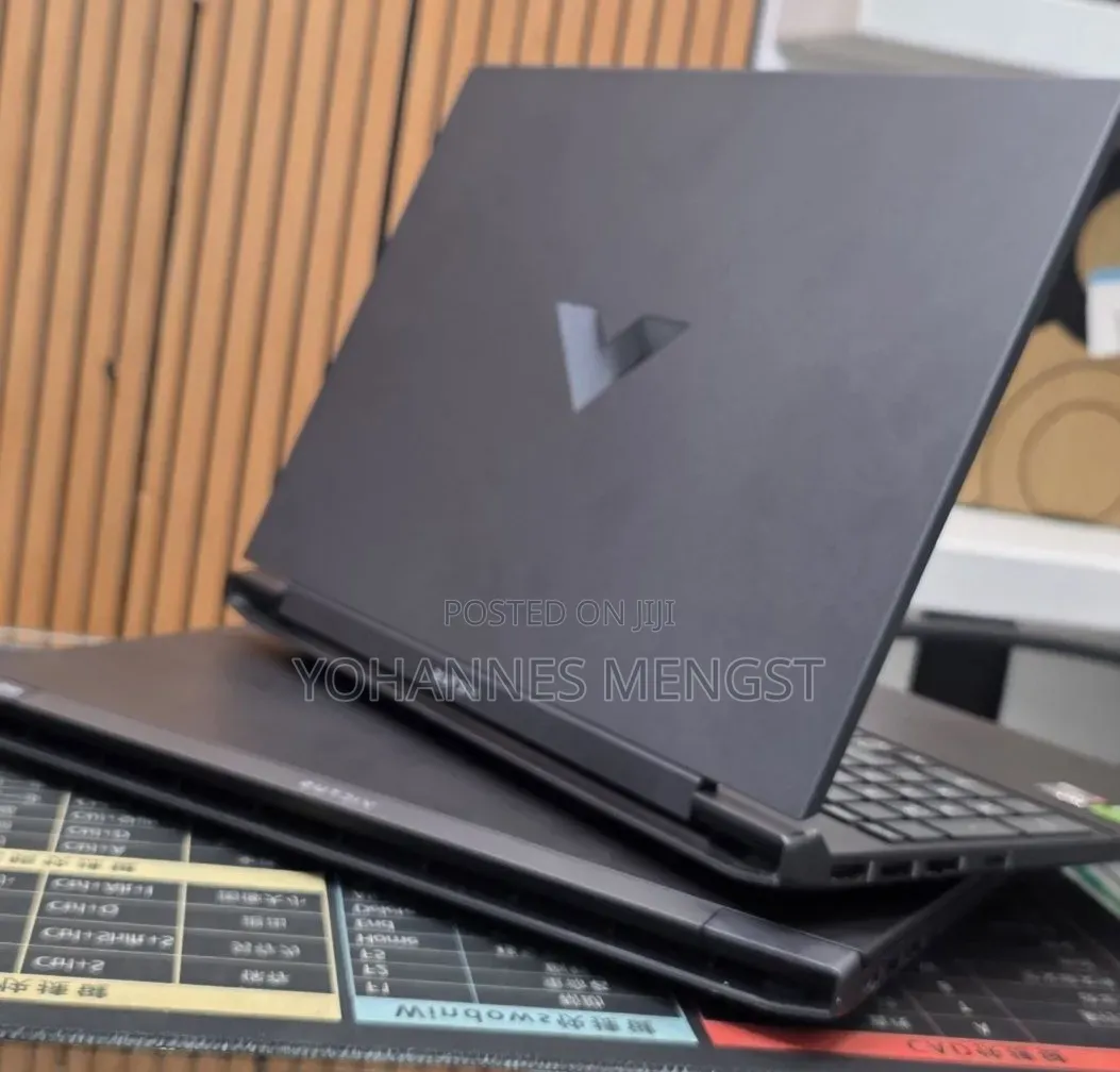New Laptop HP Victus 16 16GB AMD Ryzen 7 SSD 512GB