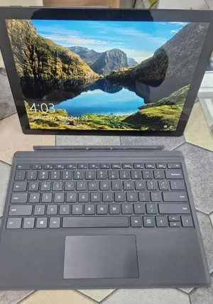 New Laptop Microsoft Surface 16GB Intel Core i7 SSD 512GB