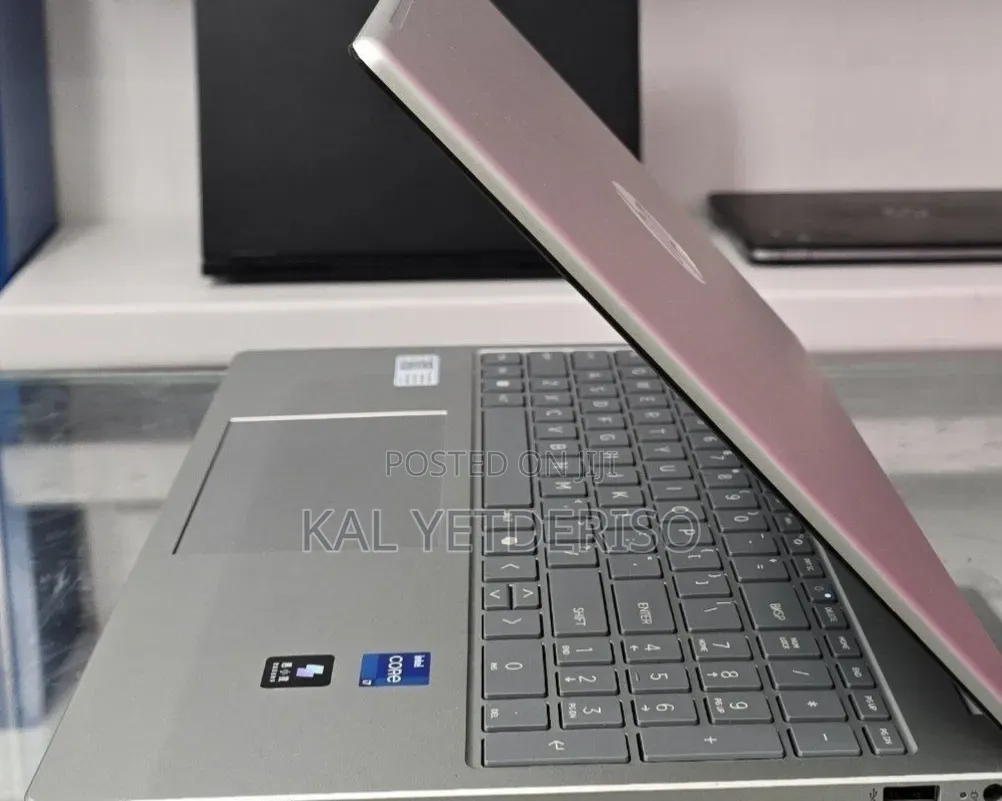 New Laptop HP Stream Notebook 16GB Intel Core i7 SSD 512GB