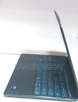 New Laptop Lenovo Yoga 7i 32GB Intel Core Ultra 7 SSD 1T