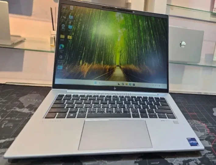 New Laptop HP EliteBook 840 G10 16GB Intel Core i7 SSD 512GB
