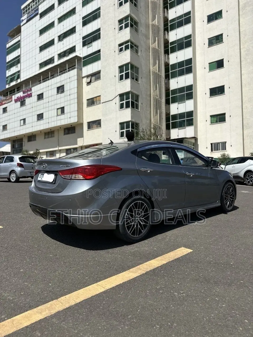 Hyundai Avante 2015 Silver