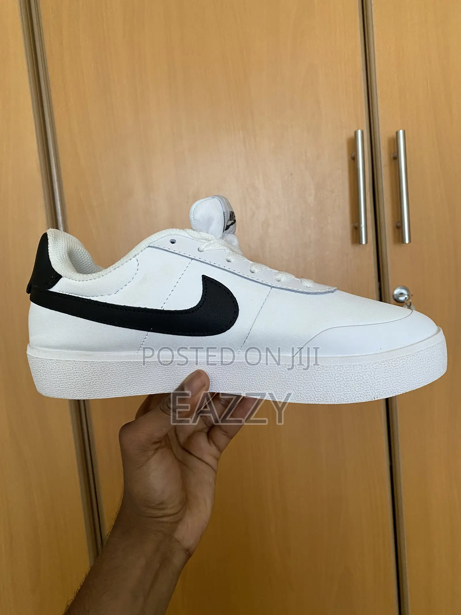 NIkE Shoe White Color
