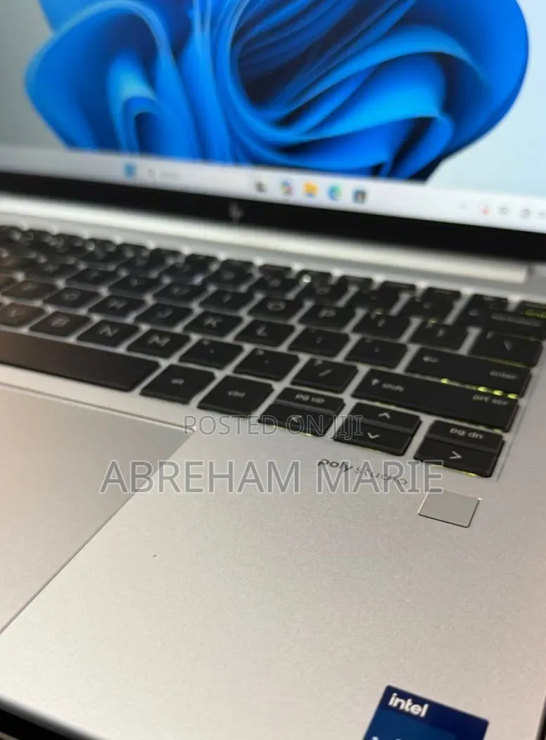 New Laptop HP EliteBook 840 G10 16GB Intel Core i7 SSD 512GB